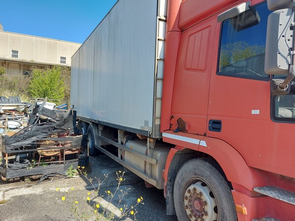 8#7675 Automezzo isotermico Iveco Magirus in vendita - foto 4