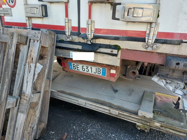 8#7675 Automezzo isotermico Iveco Magirus in vendita - foto 5