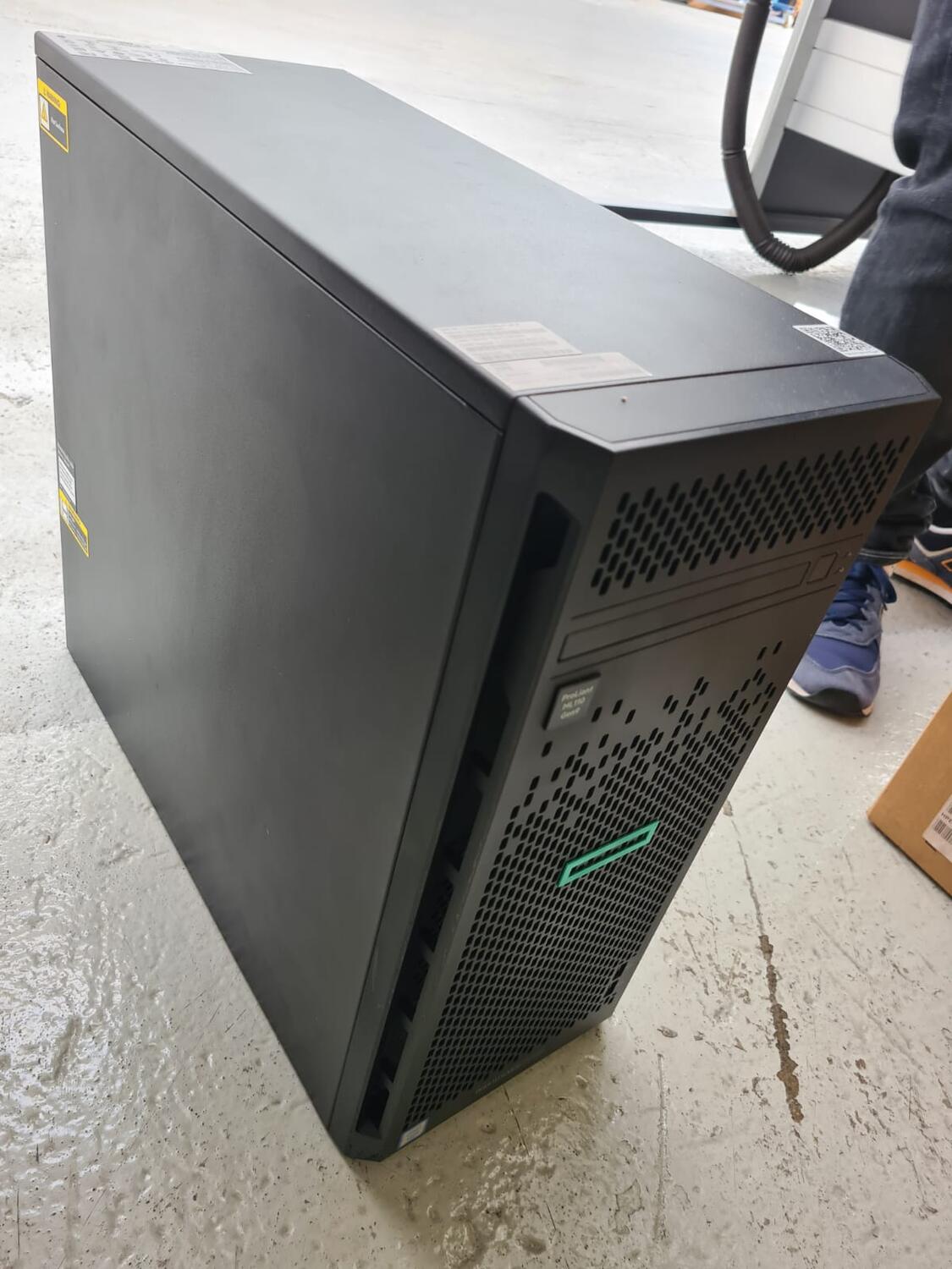 Lot Proliant servers