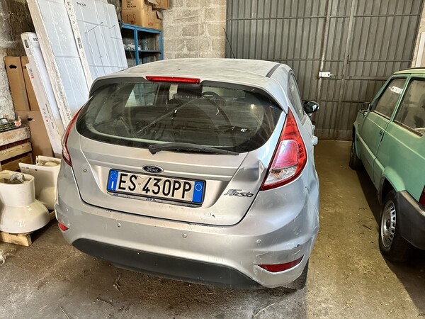 3#7683 Autovettura Ford Fiesta in vendita - foto 2