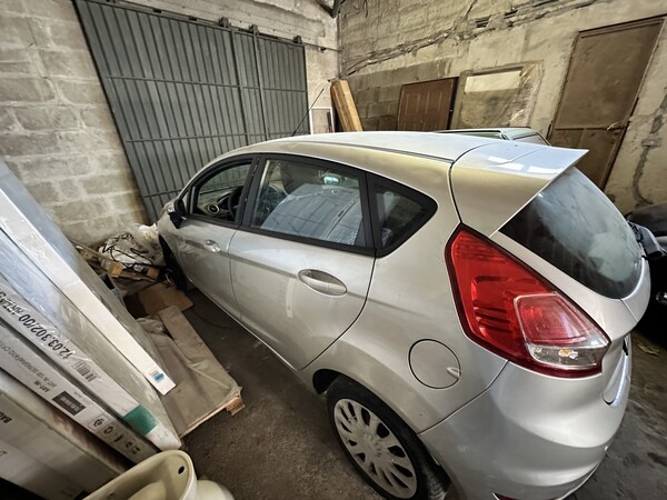 3#7683 Autovettura Ford Fiesta in vendita - foto 5