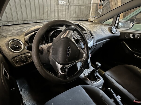 3#7683 Autovettura Ford Fiesta in vendita - foto 6