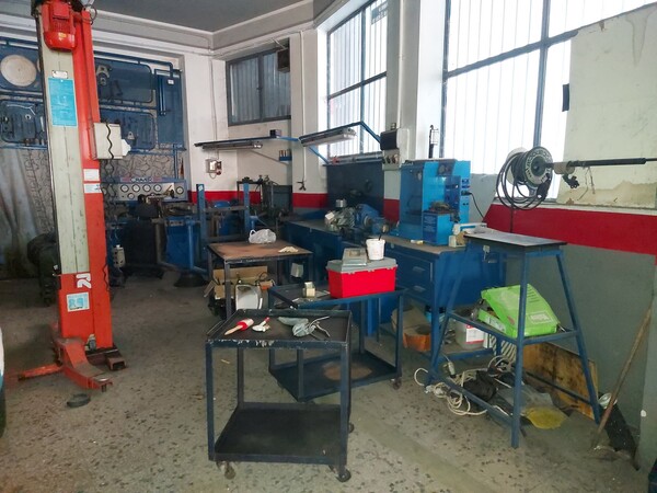 1#7686 Attrezzature e macchinari per autofficina in vendita - foto 2