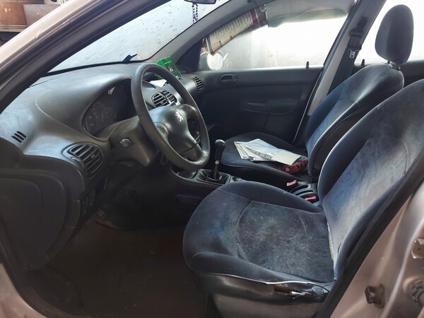 3#7686 Autoveicolo Peugeot 206 in vendita - foto 5