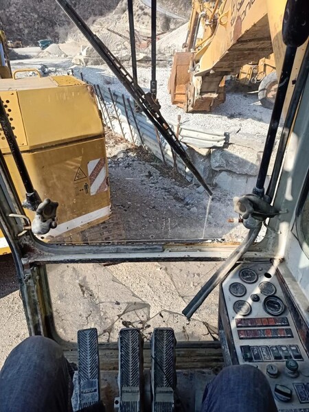 2#7693 Escavatore cingolato Liebherr in vendita - foto 3