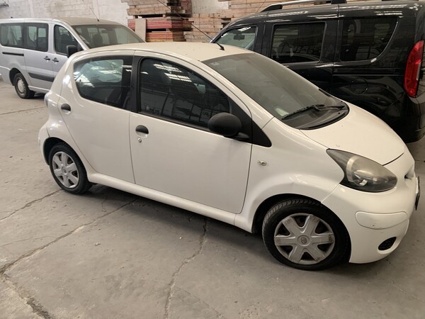 7#7694 Autoveicolo Toyota Aygo in vendita - foto 1