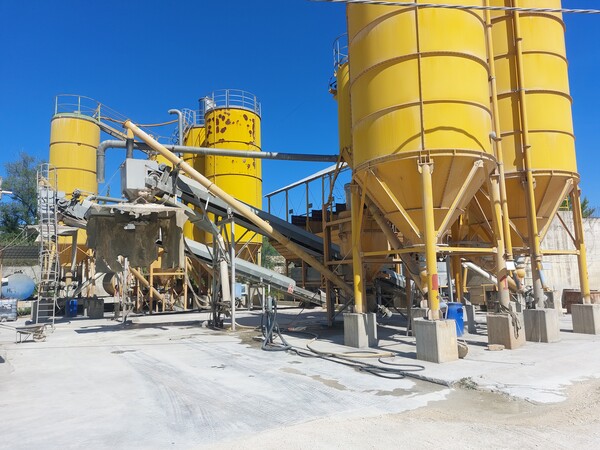 2#7695 Centrale di betonaggio stazionario Simem in vendita - foto 3