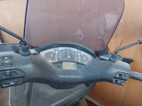 8#7695 Motociclo Yamaha in vendita - foto 3