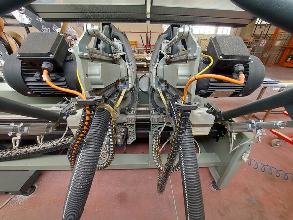 1#7700 Attrezzature per la produzione di infissi in vendita - foto 8