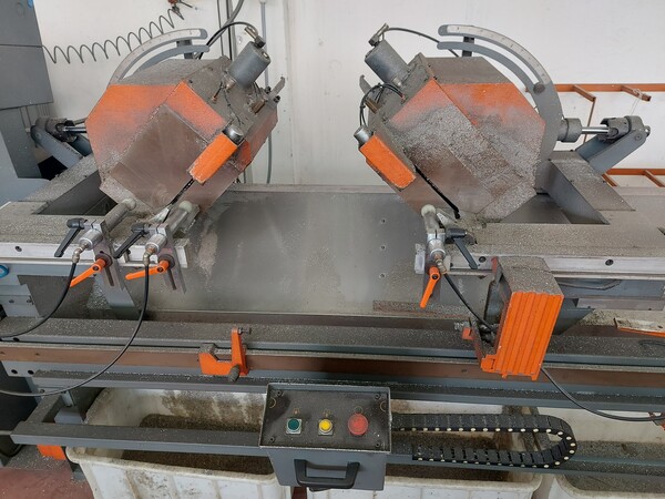 1#7700 Attrezzature per la produzione di infissi in vendita - foto 46