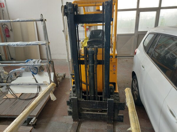 2#7700 Autovettura Opel e carrello elevatore Elcar in vendita - foto 23