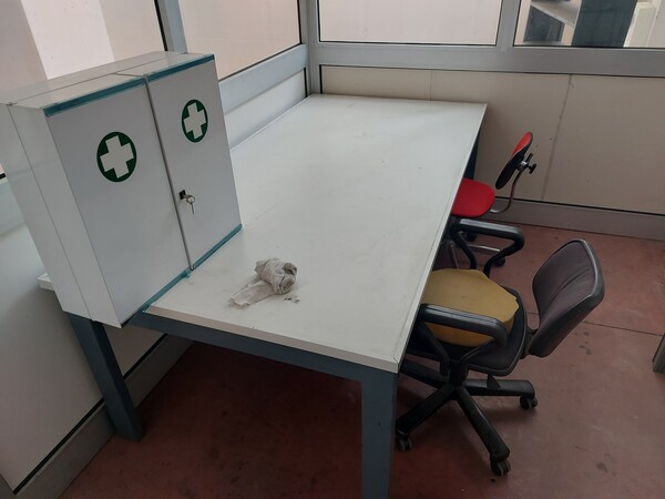 3#7700 Arredi ufficio e infissi in vendita - foto 25