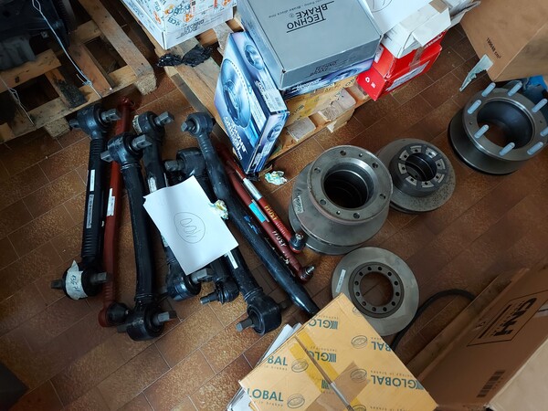 1#77080 Ricambi per autovetture e attrezzature ufficio in vendita - foto 9
