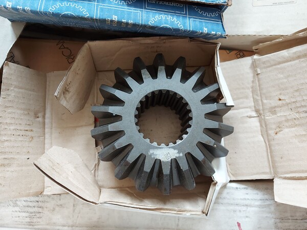 1#77080 Ricambi per autovetture e attrezzature ufficio in vendita - foto 48