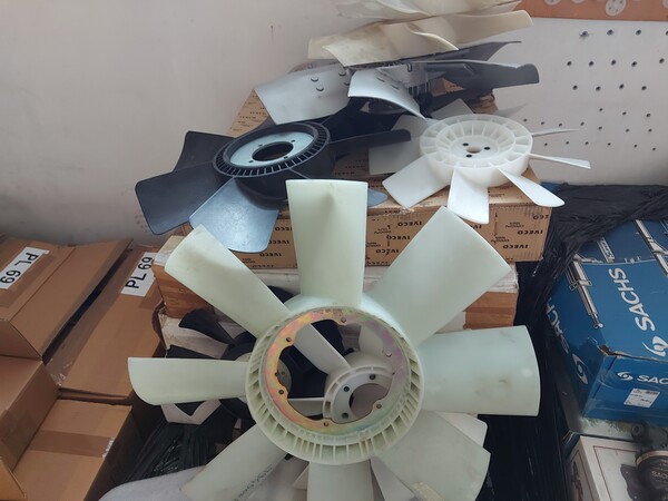 1#77080 Ricambi per autovetture e attrezzature ufficio in vendita - foto 60