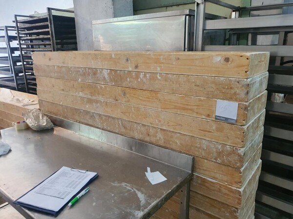 18#7712 Cella frigo Rivacolf e forno microonde Panasonic in vendita - foto 5