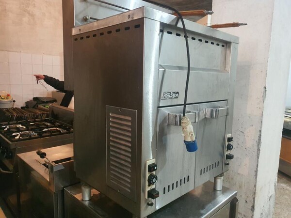 Attrezzature bar e ristoranti in vendita