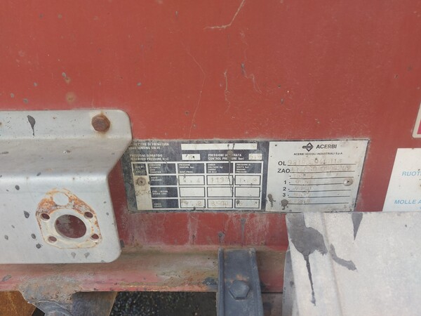 3#7713 Semirimorchio con cisterna Officina Serbatoi meccanici e Affini in vendita - foto 7