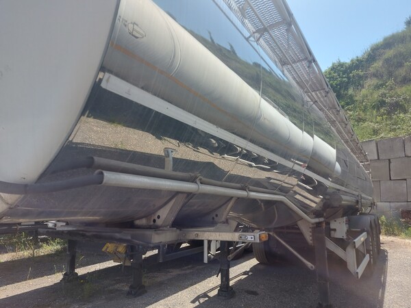 7#7713 Semirimorchio con cisterna F.lli Mazzarior in vendita - foto 1