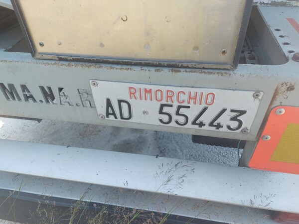 8#7713 Semirimorchio con cisterna Nuova Ma. Na. Ro in vendita - foto 2
