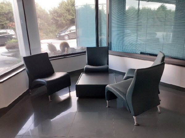 10#7714 Arredamento ed attrezzature per ufficio in vendita - foto 2