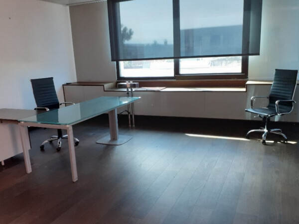 10#7714 Arredamento ed attrezzature per ufficio in vendita - foto 11