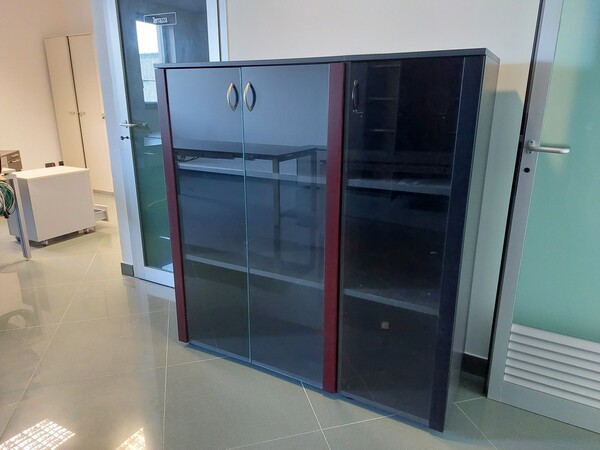 5#7714 Arredamento ed attrezzature per ufficio in vendita - foto 9