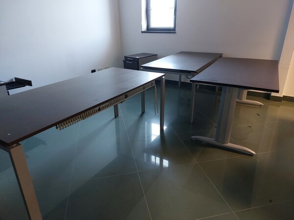 5#7714 Arredamento ed attrezzature per ufficio in vendita - foto 10