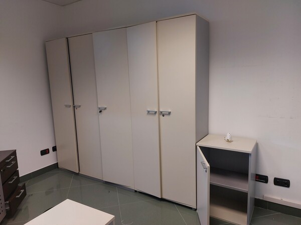 5#7714 Arredamento ed attrezzature per ufficio in vendita - foto 11