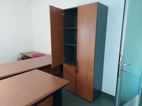 5#7714 Arredamento ed attrezzature per ufficio in vendita - foto 15