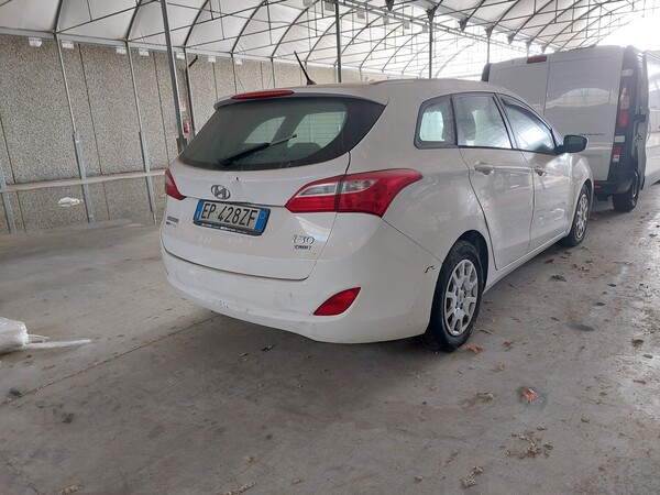 17#77140 Autovettura Hyunday I30 in vendita - foto 3
