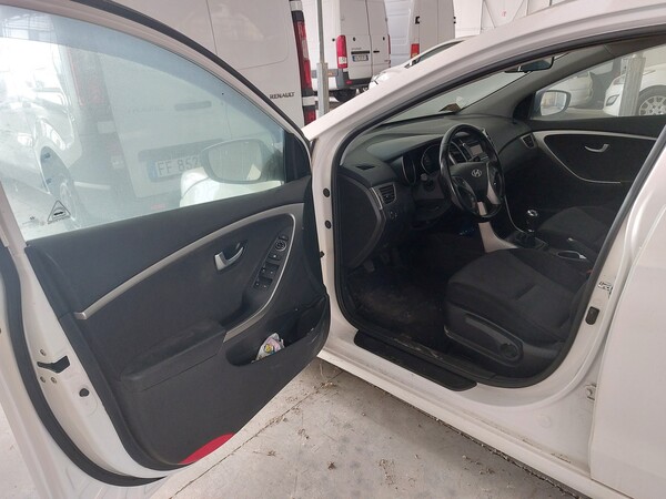 17#77140 Autovettura Hyunday I30 in vendita - foto 9