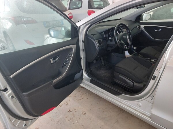 19#77140 Autovettura Hyunday I30 in vendita - foto 8