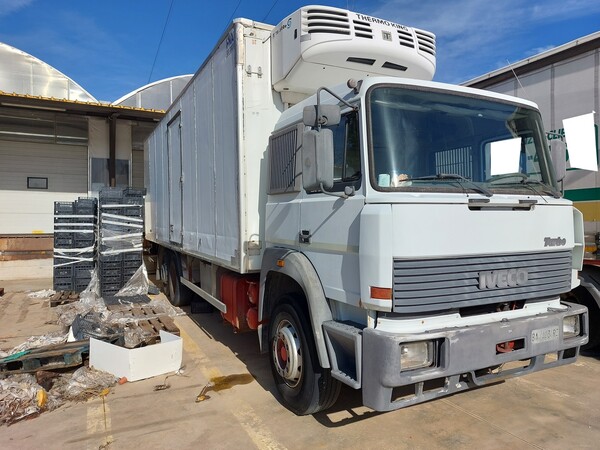 24#77140 Autocarro Fiat Iveco 190-26 in vendita - foto 2