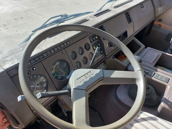 24#77140 Autocarro Fiat Iveco 190-26 in vendita - foto 16