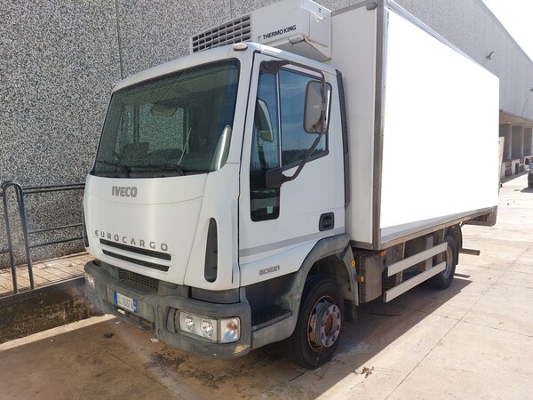Autocarri in vendita