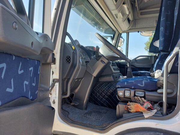 28#77140 Autocarro Stralis in vendita - foto 7