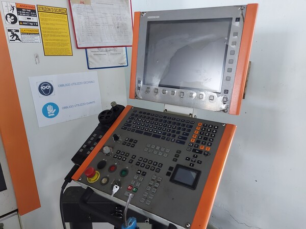 18#7717 Centro di lavoro Mikron VCE 1000 pro in vendita - foto 6