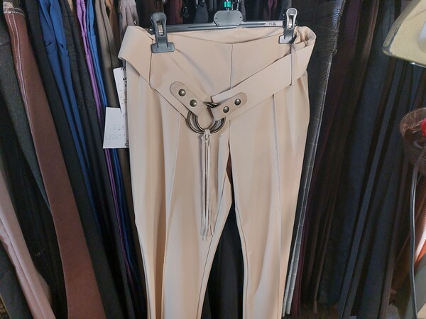 1#7720 Magazzino di abbigliamento in vendita - foto 9