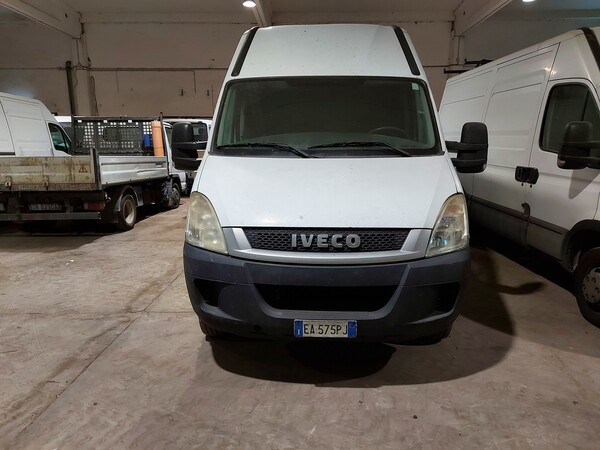 12#7725 Furgone Iveco in vendita - foto 1