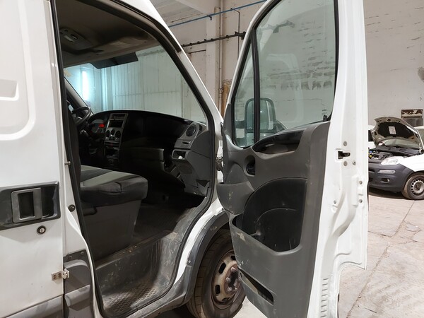 12#7725 Furgone Iveco in vendita - foto 12