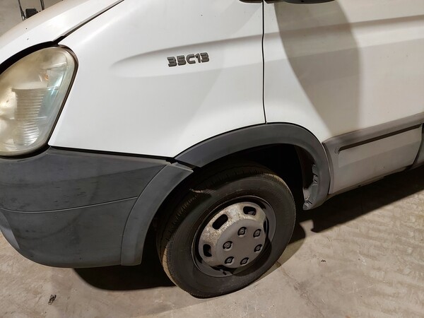 13#7725 Furgone Iveco in vendita - foto 4