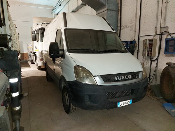 14#7725 Furgone Iveco in vendita - foto 1