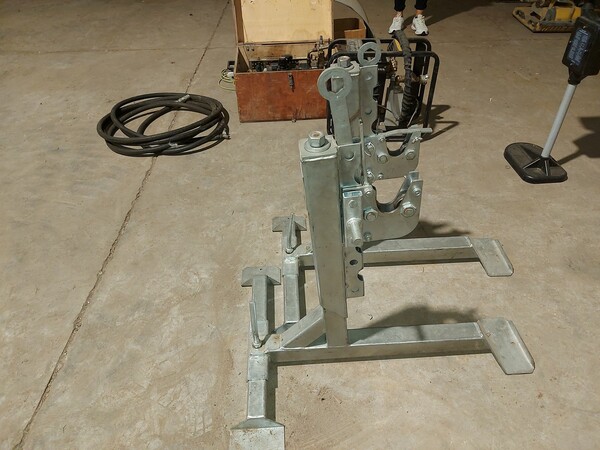 42#7725 Motocompressore Honda e tassellatori in vendita - foto 6