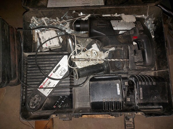 42#7725 Motocompressore Honda e tassellatori in vendita - foto 14