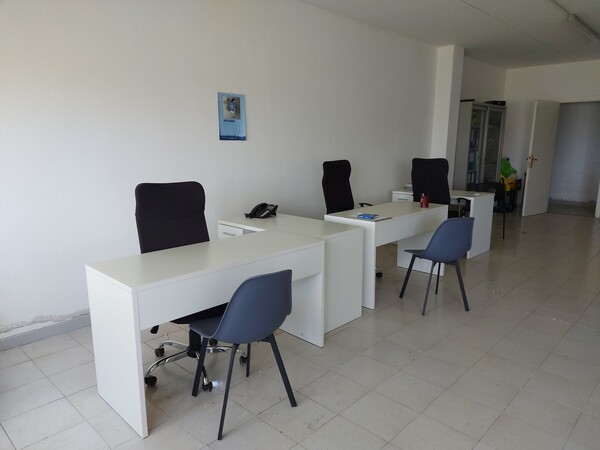 46#7725 Arredi ufficio in vendita - foto 3