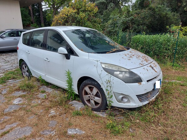 2#7731 Autoveicolo Renault Scenic in vendita - foto 1