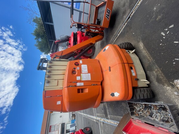 23#7733 Piattaforma verticale JLG in vendita - foto 2