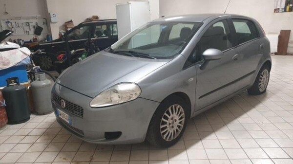 1#7735 Autovettura Fiat Punto in vendita - foto 1