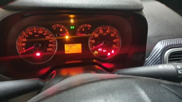 1#7735 Autovettura Fiat Punto in vendita - foto 4